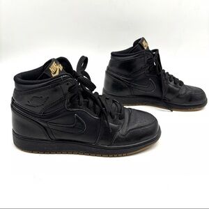 NWT Nike Jordan’s Black High-Top Sneakers 6Y
